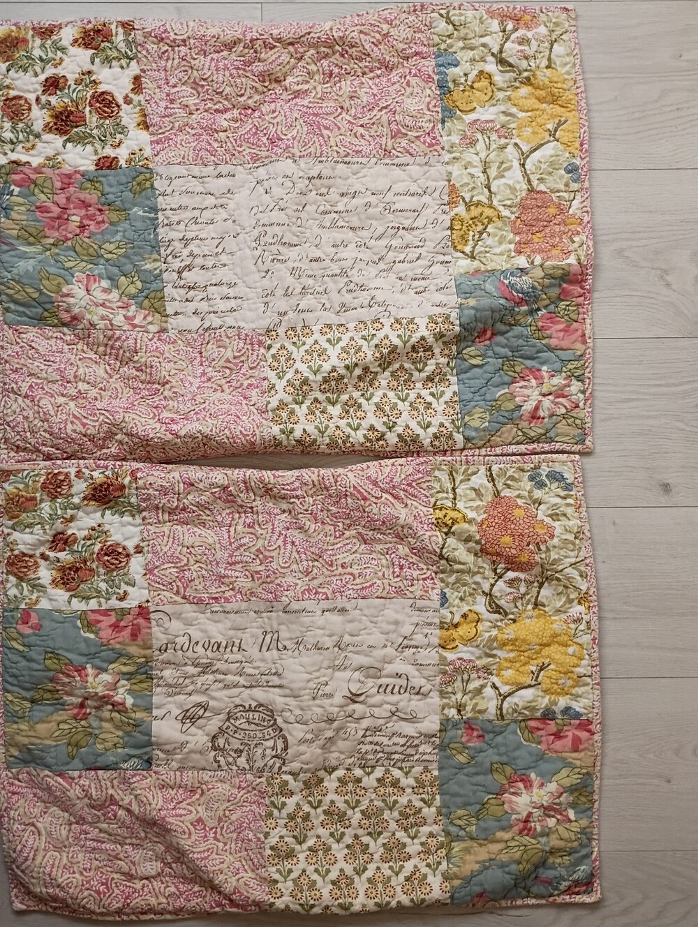 2 Pottery Barn Patchwork Floral Quilted Boho Standard Pillowcase Shams Bed Linen